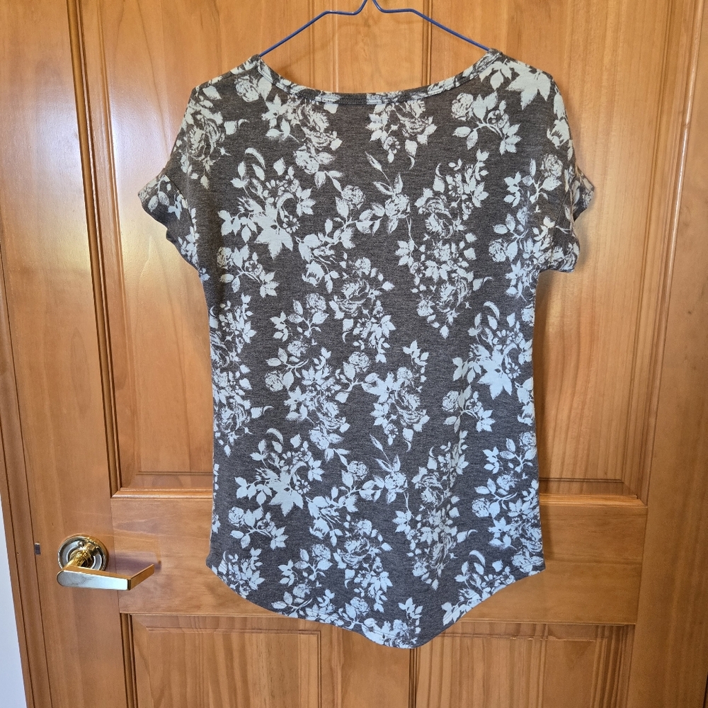 Tunic - Picture 2 of 2